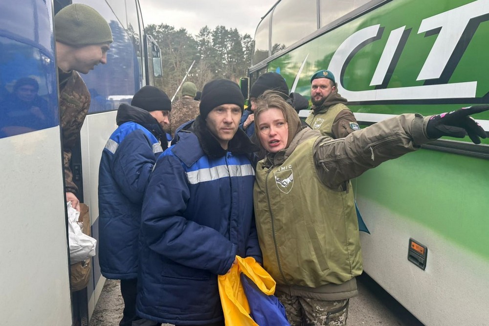 Відбувся обмін військовополоненими: фото