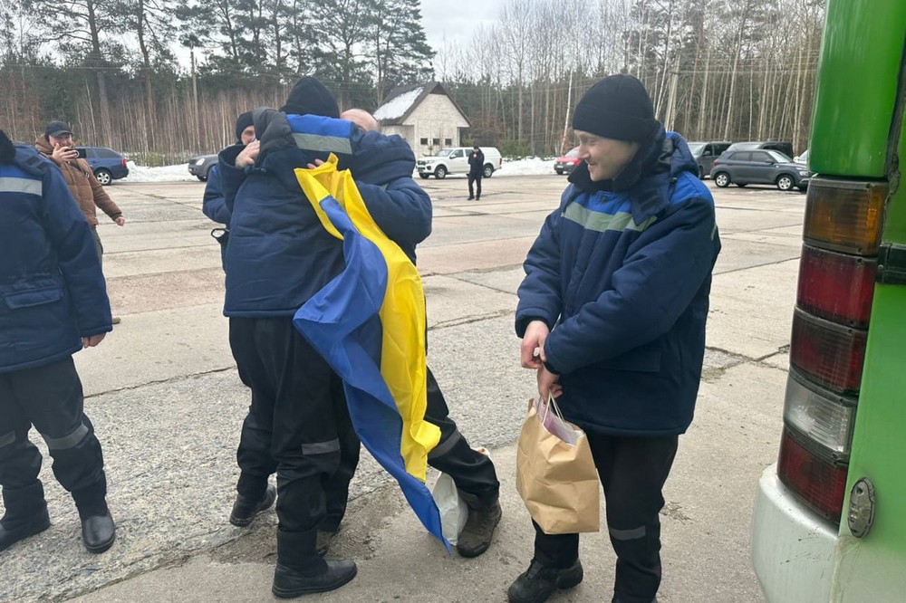 Відбувся обмін військовополоненими: фото