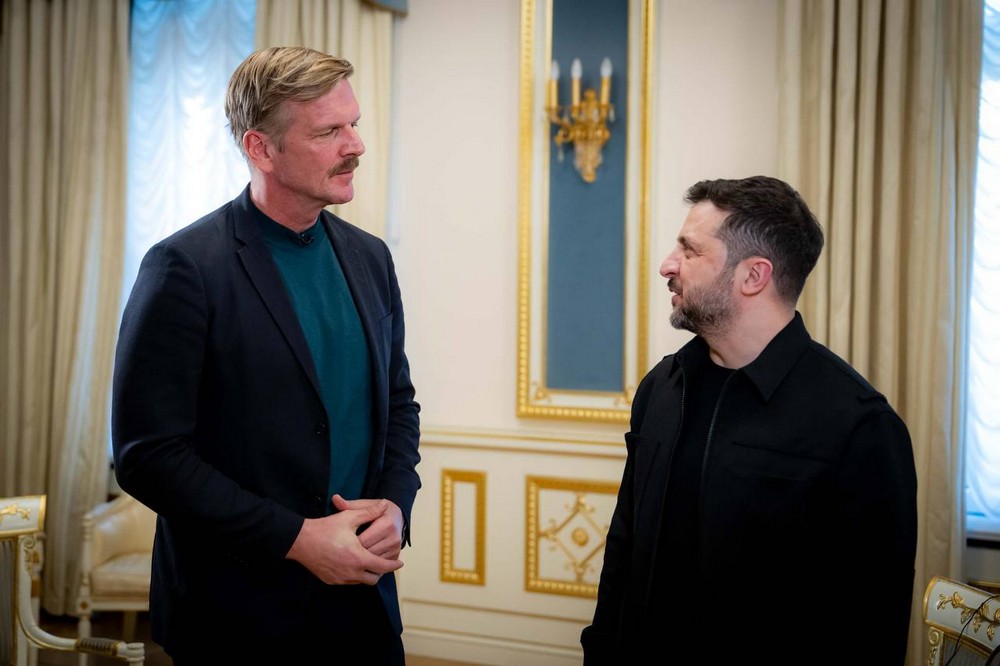 «Українці виснажені, але зберегли гідність»: нові заяви Зеленського про завершення війни, угоду з США, про ракети, Путіна і Орбана