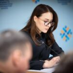 Доплати, грошова допомога, пільгові кредити, зарядні станції: які програми державної енергетичної підтримки діють зараз – розповіла Свириденко