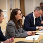 Пальне на АЗС в Україні і ремонт доріг – в Уряді озвучили рішення