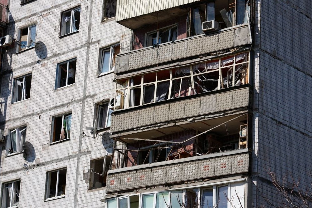 Росіяни вдарили по Краматорську вдень 29 березня. Є загиблі і поранені. Серед вбитих – дитина. Росіяни вдарили по Краматорську вдень 29 березня. Є загиблі і поранені. Серед вбитих – дитина.