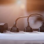 Залізла через пожежний люк до чужої квартири, аби красти електрику: у Смілі судили жінку