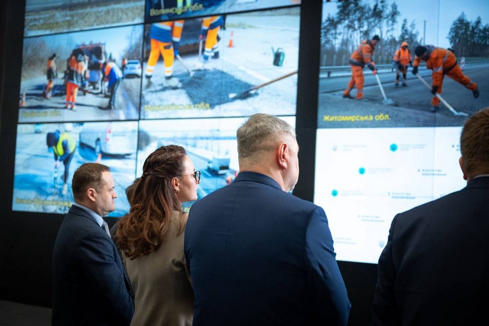 Ремонт доріг в Україні 8 Ремонт доріг в Україні 8