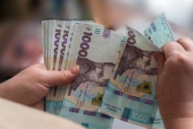 Виплати ВПО: що саме змінилося з 18 березня – детальне роз’яснення юристів