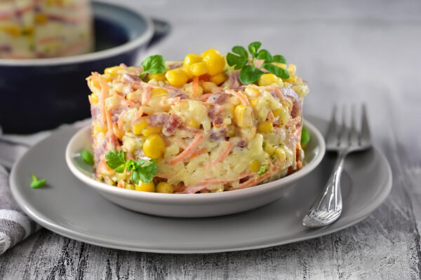 Рецепт дня: «Смачний салат з чотирьох інгредієнтів»