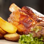 Рецепт дня: Класична берлінська рулька "Айсбайн"