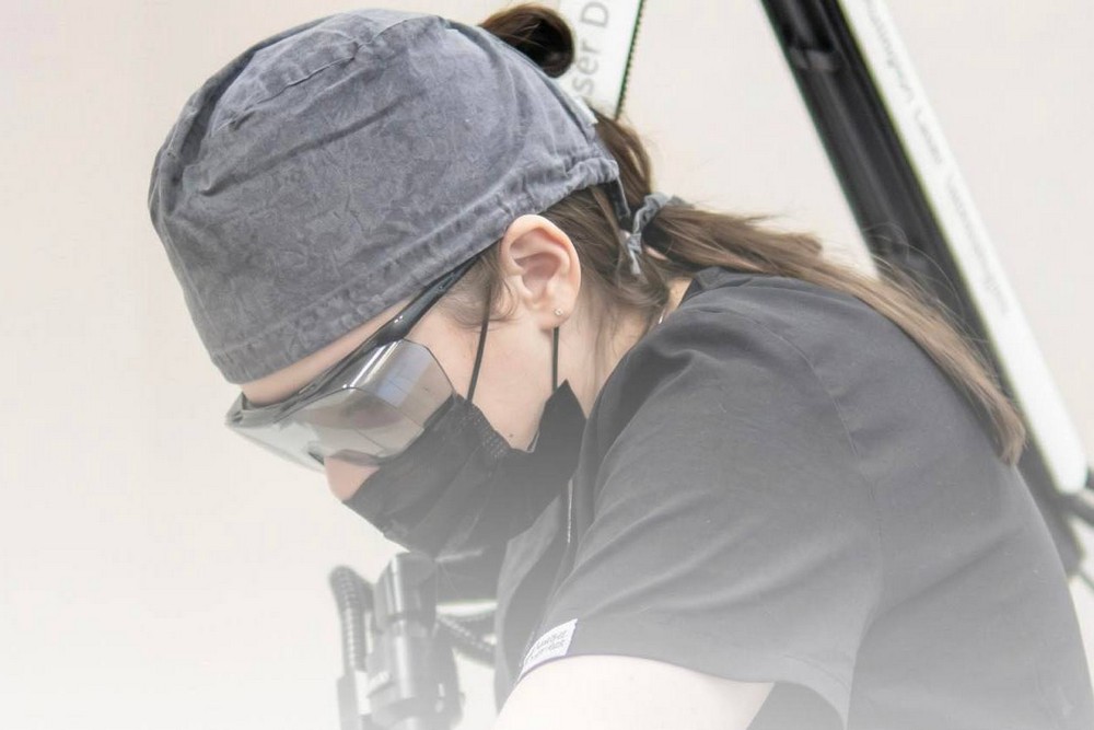 Безоплатна корекція рубцевих змін шкіри для Захисників: як скористатися програмою