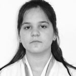 Рибалила під високовольтною ЛЕП і підняла вудку вгору: трагічно загинула 15-річна українська спортсменка