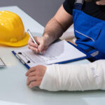 Виплати потерпілим від нещасного випадку на виробництві – яка сума після перерахування