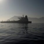 Попри блокаду США, підсанкційні танкери проходять через Ормузьку протоку