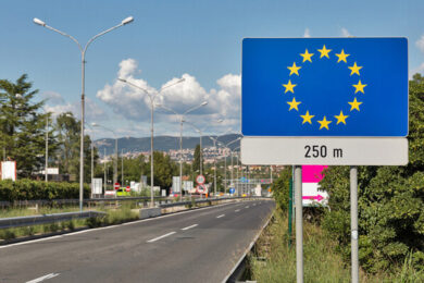 Можливі затримки – відсьогодні діють нові правила перетину кордону ЄС