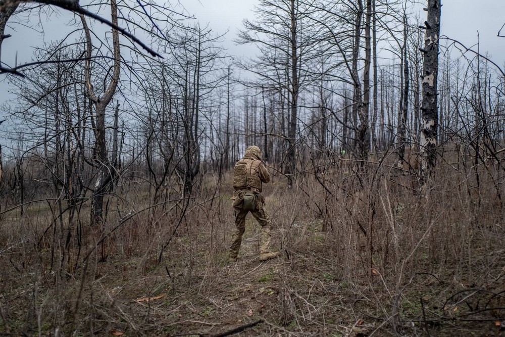 Війна в Україні 7 квітня: ворог скинув 242 бомби і запустив 8625 дронів, сталося 150 боєзіткнень за добу 1 Війна в Україні 7 квітня: ворог скинув 242 бомби і запустив 8625 дронів, сталося 150 боєзіткнень за добу