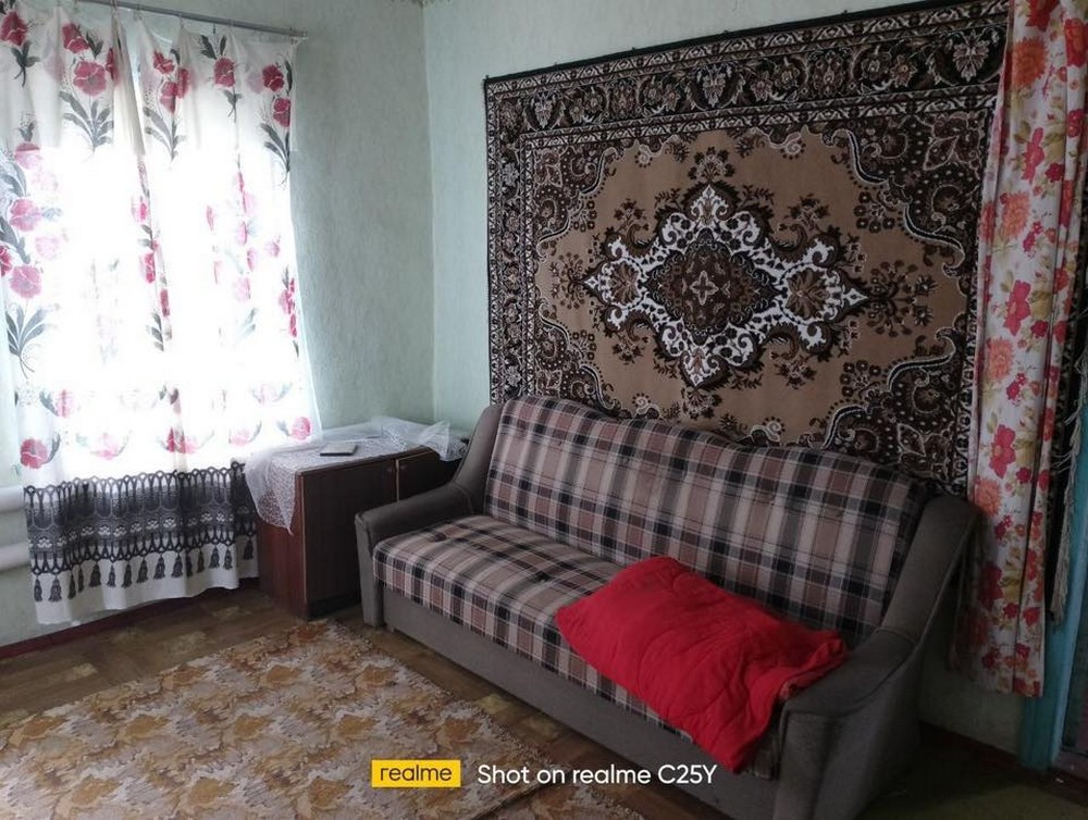 Оренда будинків за комунальні для ВПО з дітьми: де пропонують і що відомо про цю ініціативу