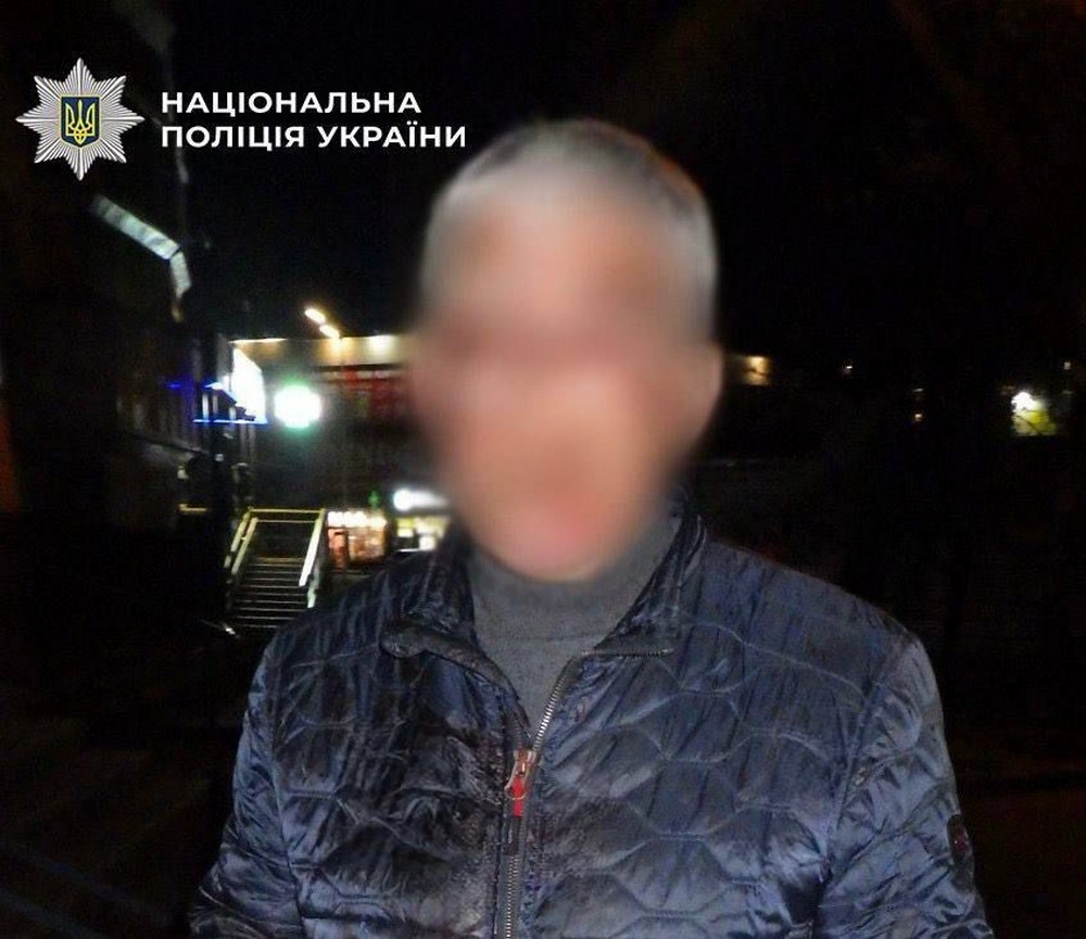 Знову стрілянина у Києві. Водій відкрив вогонь по пішоходу у Дарницькому районі.