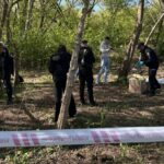 Лежало в сумці та було загорнуте у ковдру – у парку Львова знайшли тіло немовляти