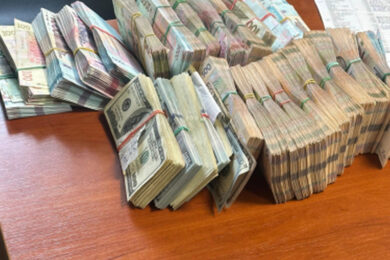 Розкопували поля й підкладали “боєприпаси”: