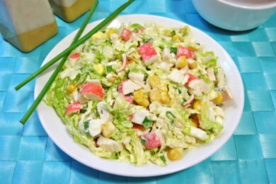 Рецепт дня: «Салат з пекінської капусти і крабових паличок» 23 Рецепт дня: «Салат з пекінської