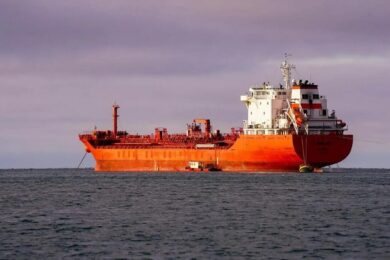 Іран знову перекрив Ормузьку протоку: 4 вимоги КВІР