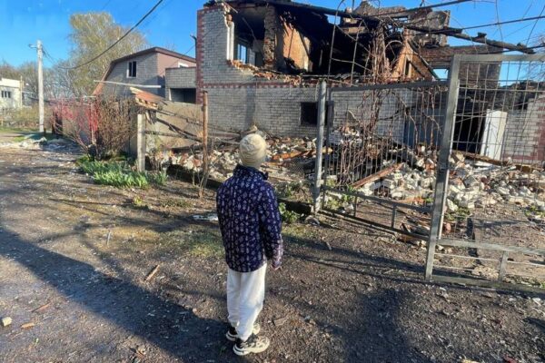 Загинула дитина, є поранені, горіли будинок культури і багатоквартирні бу-динки: масована нічна повітряна атака 19 квітня – все, що відомо (фото, відео)