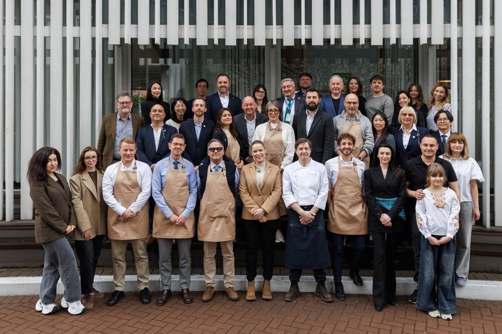 В Україні випікали унікальний хліб в рамках кампанії «Soul of Soil: страви з розмінованих полів». В Україні випікали унікальний хліб в рамках кампанії «Soul of Soil: страви з розмінованих полів».