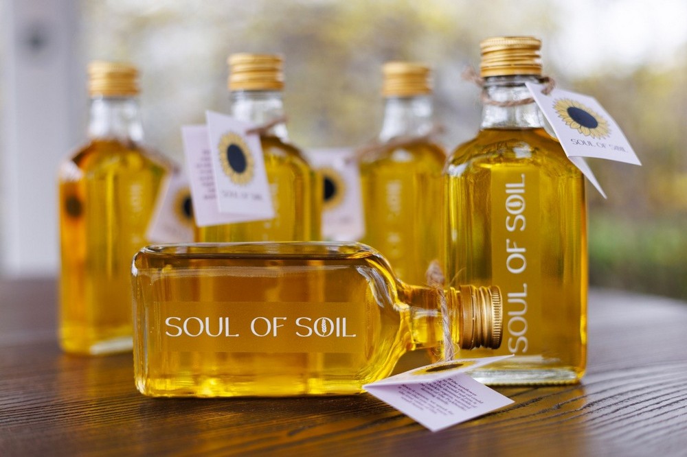 В Україні випікали унікальний хліб в рамках кампанії «Soul of Soil: страви з розмінованих полів». В Україні випікали унікальний хліб в рамках кампанії «Soul of Soil: страви з розмінованих полів».