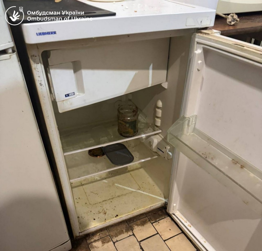 Незаконне утримання, антисанітарія та ігнорування хвороб: перевірили один із ТЦК в Україні (фото, відео) Незаконне утримання, антисанітарія та ігнорування хвороб: перевірили один із ТЦК в Україні (фото, відео)