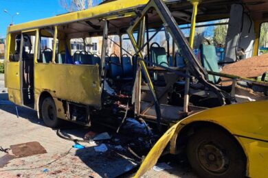 Росіяни вдарили по маршрутці з