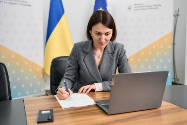 Підтримка українців в Австрії: Мінсоцполітики підписало меморандум про співпрацю з Train of Hope