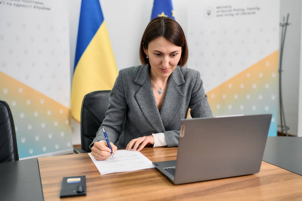 Підтримка українців в Австрії: Мінсоцполітики підписало меморандум про співпрацю з Train of Hope