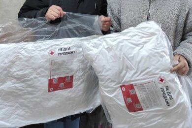 Гуманітарна допомога на Хмельниччині – хто і що може отримати