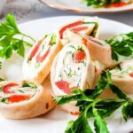 Рецепт дня: «Рулетики з лаваша з червоною рибою»