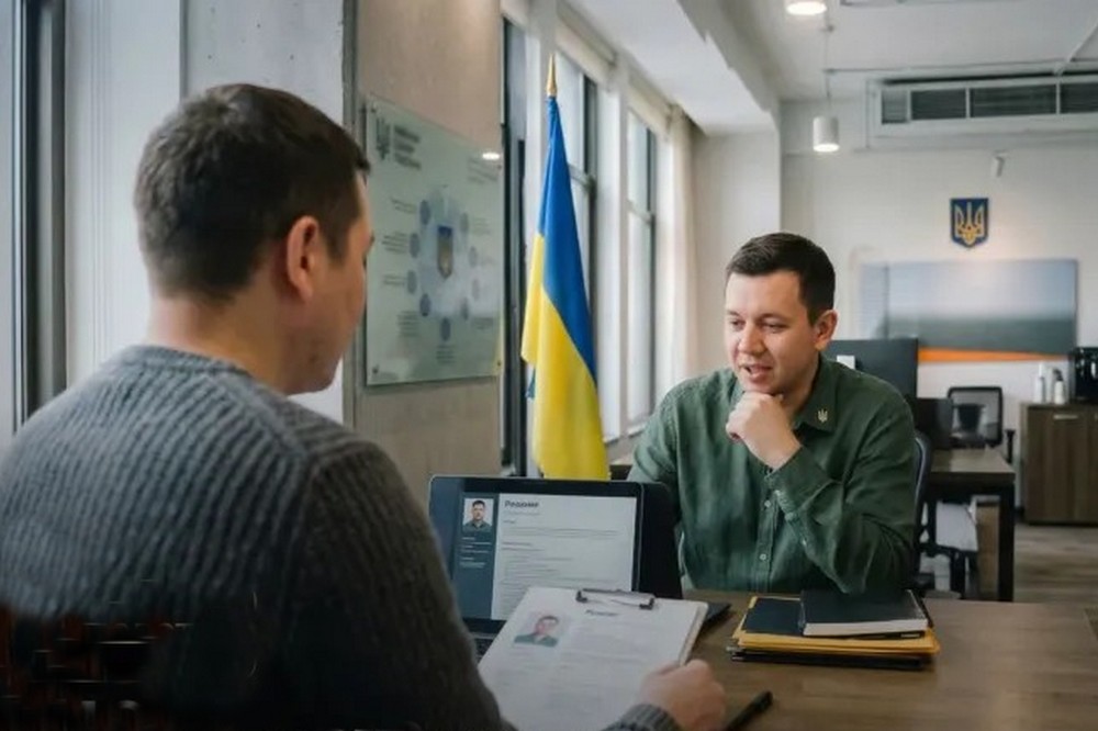 Чи потрібен військовий досвід для вступу на державну службу – ВР уточнила вимоги 1 Чи потрібен військовий досвід для вступу на державну службу – ВР уточнила вимоги