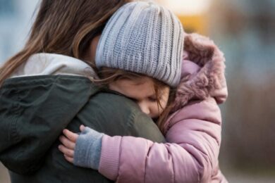 Комплексна допомога родинам з дітьми на Київщині: завтра можна оформити – де і як