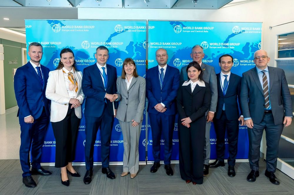 Україна та МВФ планують перший перегляд нової кредитної програми у червні 1 Україна та МВФ планують перший перегляд нової кредитної програми у червні