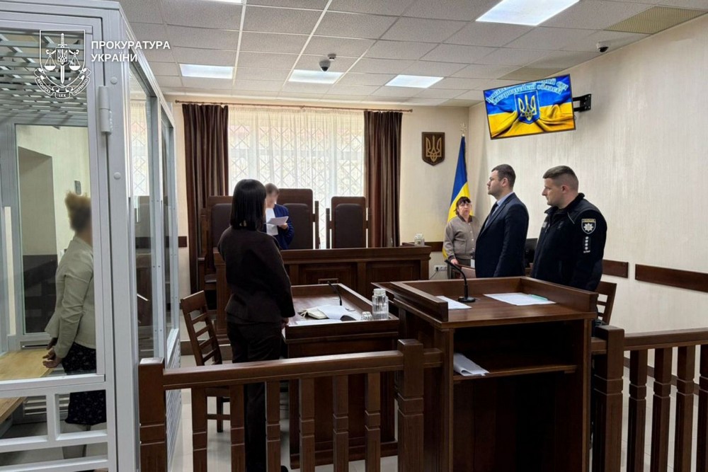 Здала в «оренду» двох своїх дітей за 1000 доларів: на Закарпатті затримали горе-матір