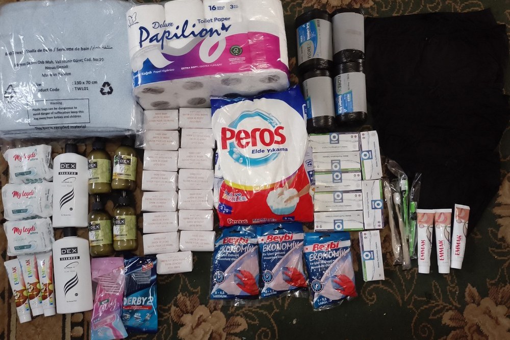 Триває видача гуманітарної допомоги на Нікопольщині: що у наборі, хто і як може отримати