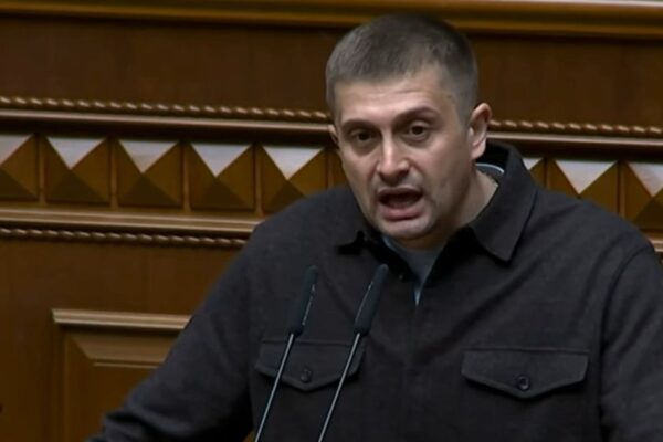 «Херсон, Нікополь, Запоріжжя, Харків щодня під вогнем»: нардеп вимагає захистити мешканців і допомогти переселенцям