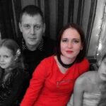 Це була сім’я Яковлєвих… Росія забрала у жінки чоловіка і обох доньок – страшна історія родини з Києва (фото)