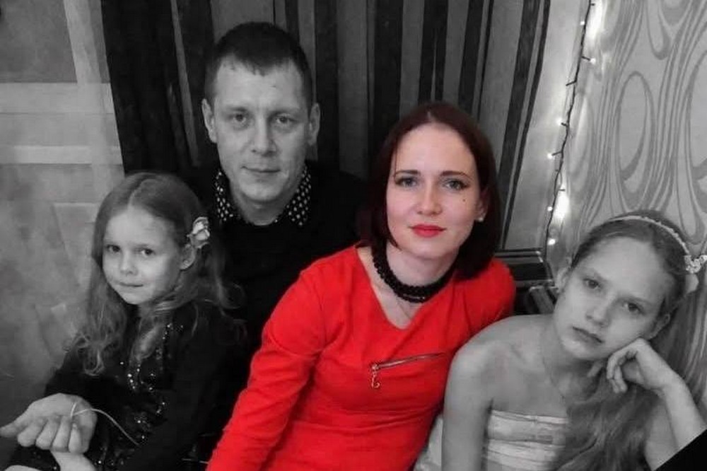 Це була сім’я Яковлєвих… Росія забрала у жінки чоловіка і обох доньок – страшна історія родини з Києва (фото) 1 Це була сім’я Яковлєвих… Росія забрала у жінки чоловіка і обох доньок – страшна історія родини з Києва (фото)