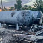 Є жертва і поранені, горіли резервуари з газом: нічна повітряна атака 21 травня – все, що відомо (фото)