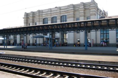 Росіяни атакували залізницю у Запоріжжі: вбили машиніста, двоє поранених