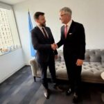 Повернення українців з-за кордону: Київ прагне отримати дані про своїх громадян у ЄС