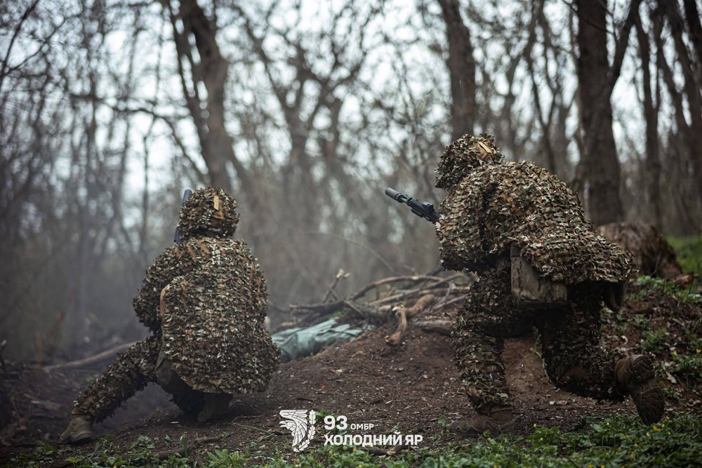 Війна в Україні 7 травня: ворог тисне під Покровськом і Гуляйполем, втратив 890 солдатів за добу 1 Війна в Україні 7 травня: ворог тисне під Покровськом і Гуляйполем, втратив 890 солдатів за добу