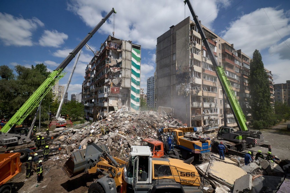 Це була сім’я Яковлєвих… Росія забрала у жінки чоловіка і обох доньок – страшна історія родини з Києва (фото)