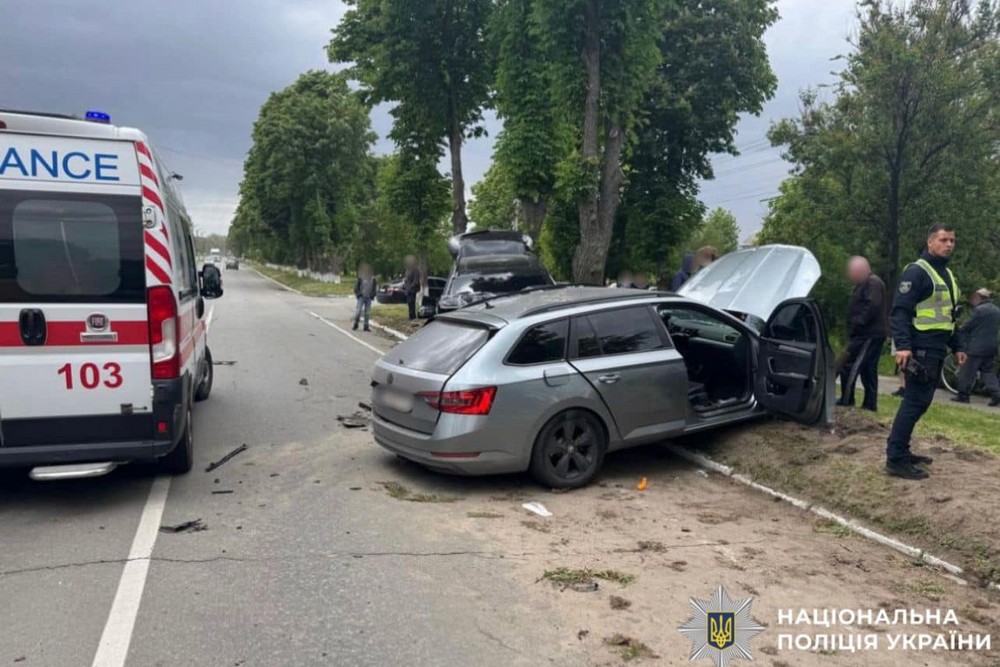 За кермом обох авто були підлітки: смертельна ДТП на Київщині
