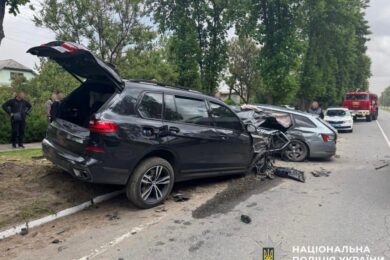 За кермом обох авто були підлітки: смертельна ДТП на Київщині