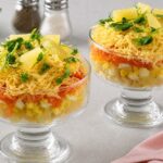 Рецепт дня: «Салат з куркою та ананасом»