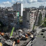 Після 800 ще 700, є жертви, десятки постраждалих, серед них немовля: нічна масована повітряна атака 14 травня – все, що відомо (фото, відео)