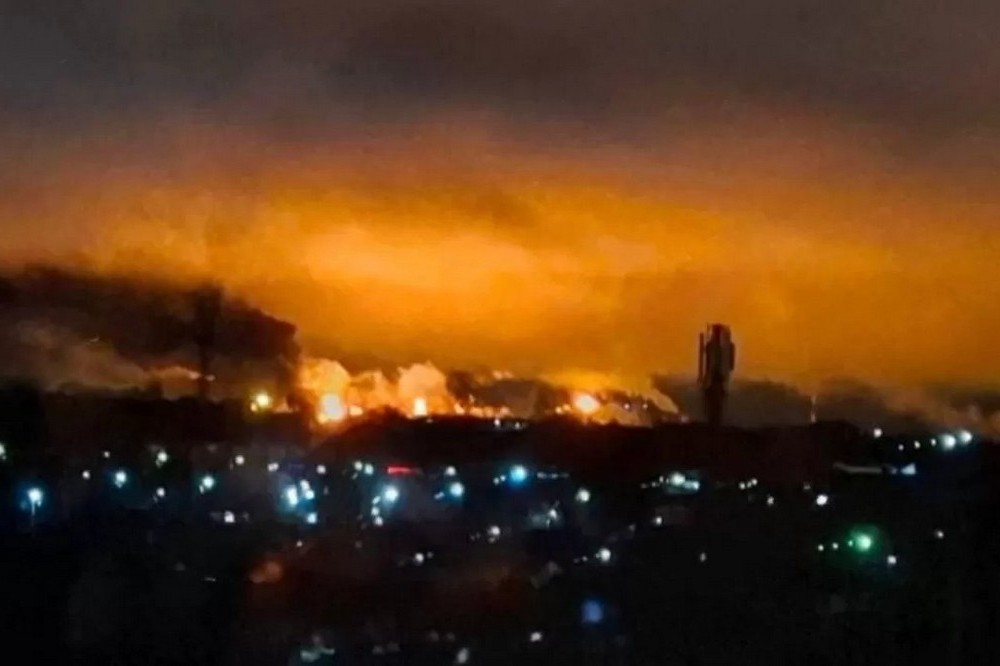 ЗСУ атакували НПЗ в Ярославлі – за 700 км від українського кордону 1 ЗСУ атакували НПЗ в Ярославлі – за 700 км від українського кордону